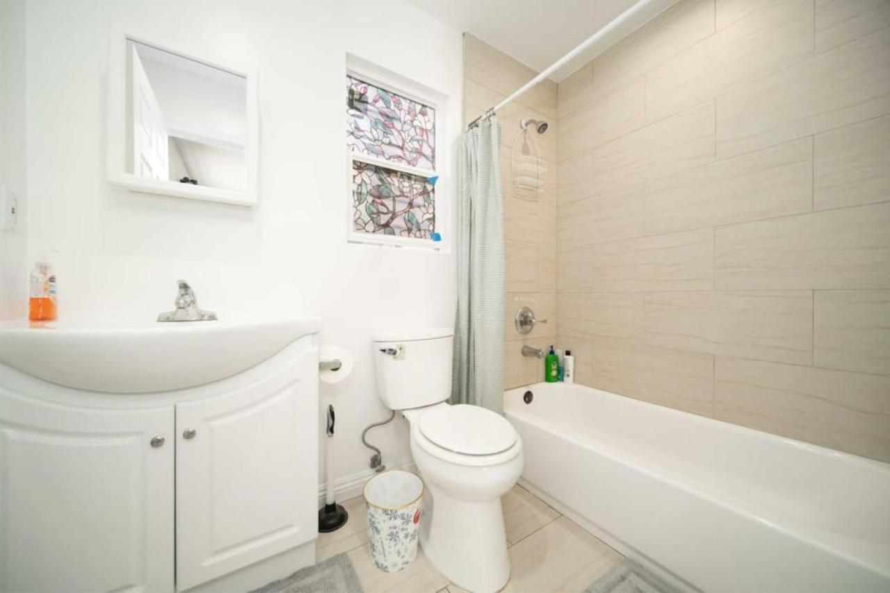 Holiday home Modern 10 Min Walk To Usc Near Dtla Ktown Los Angeles