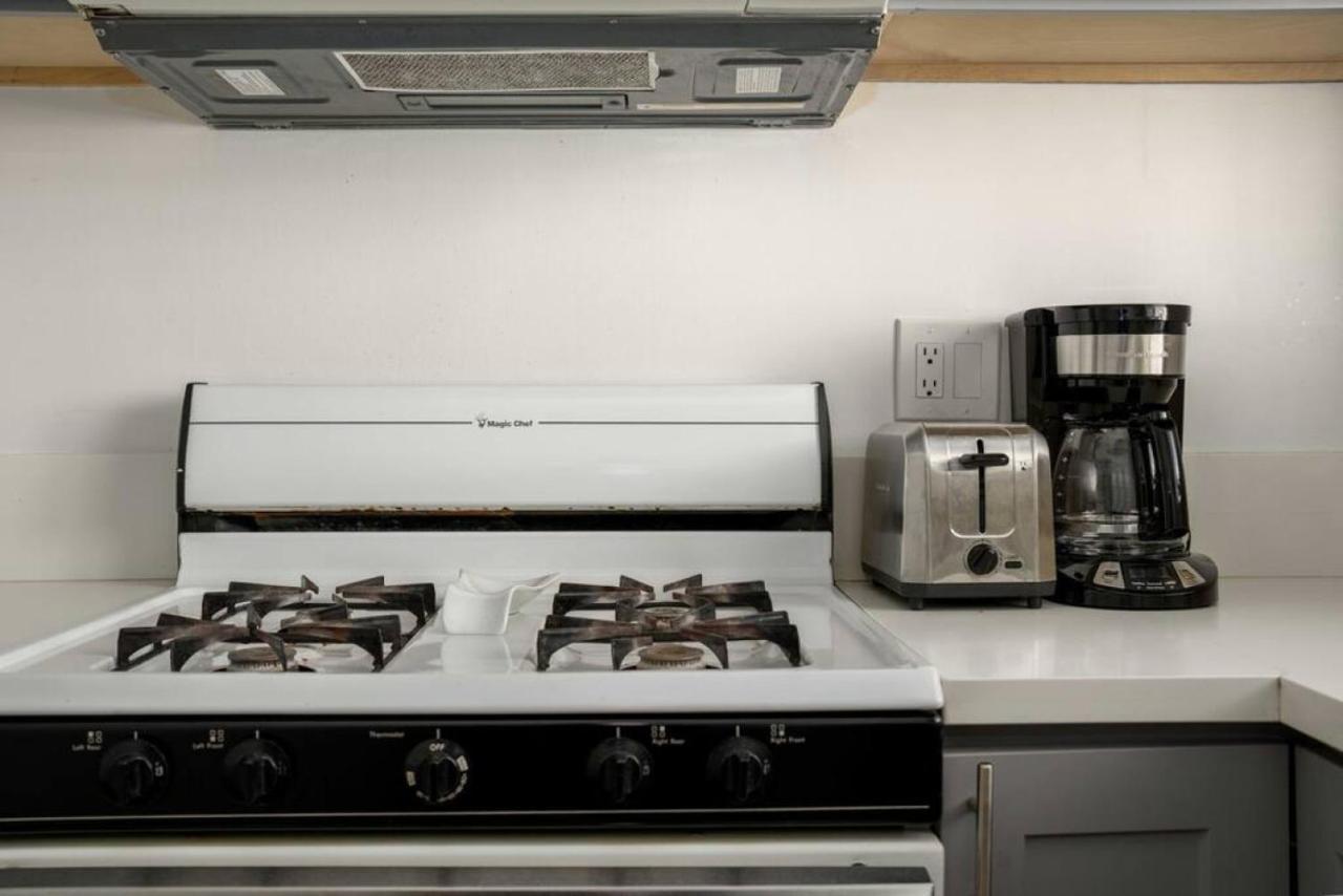 Apartment Beautiful 2br Unit In The Heart Of K-town Los Angeles