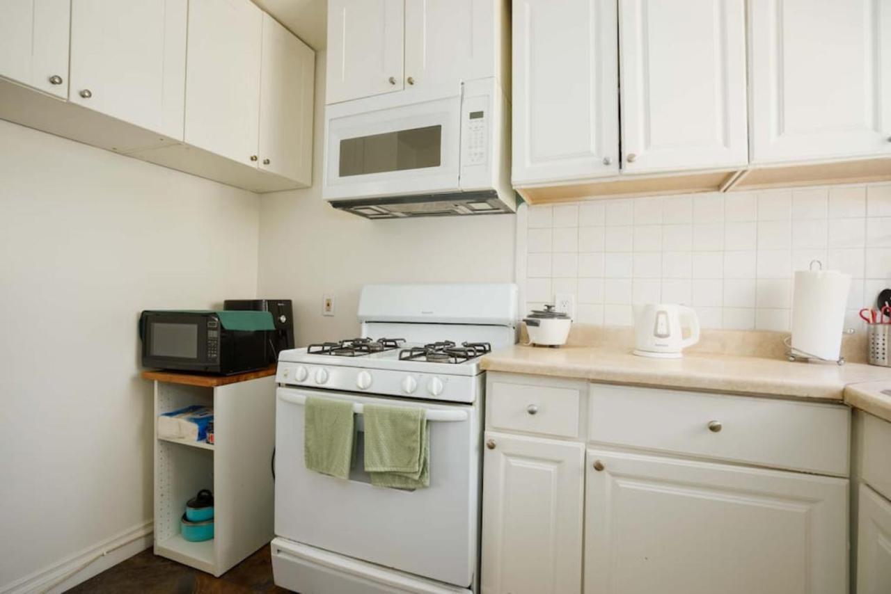 Stylish And Modern 2br Unit In The Heart Of K-town Apartment *