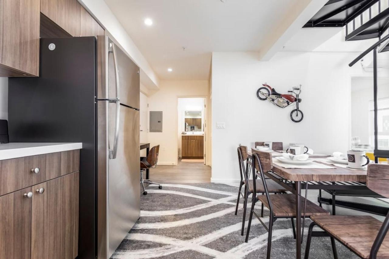 Apartment In The Heart Of K Town 3b 2b Loft N2 *