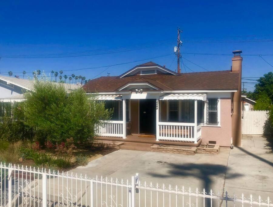 Charming Angeles Craftsman-cottage House Los Angeles