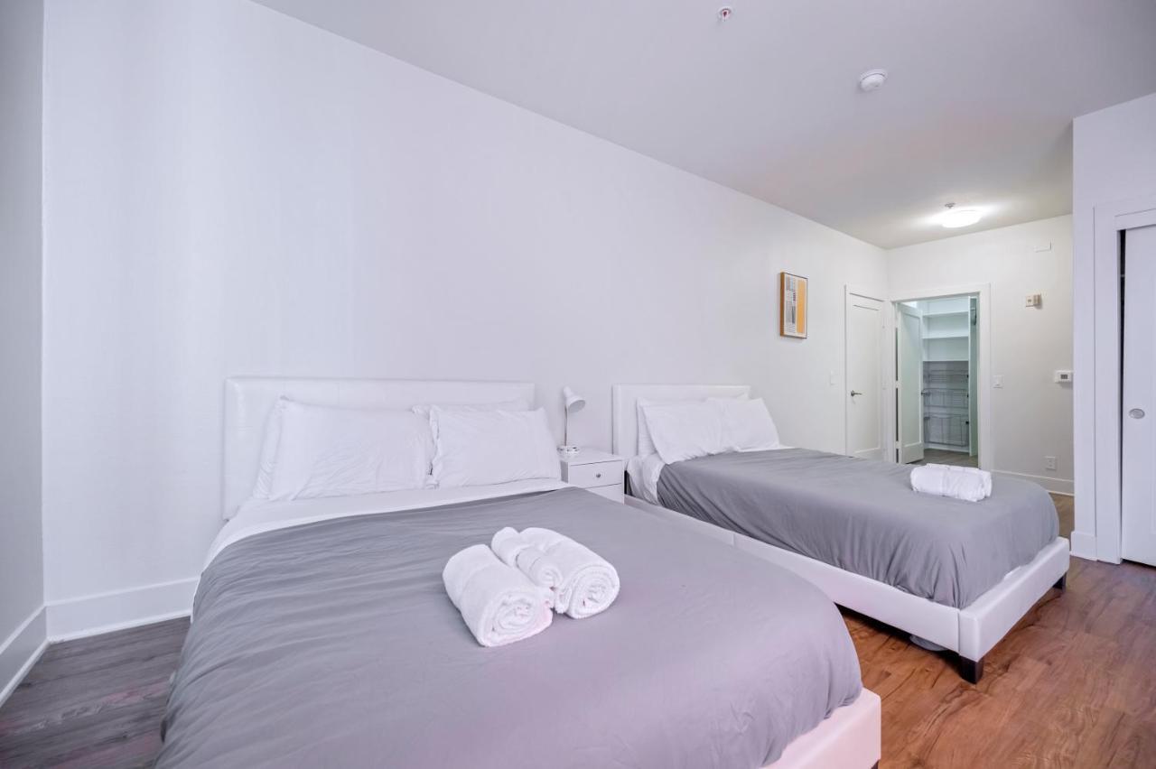 Cozy Management In Mdr Hotel cápsula