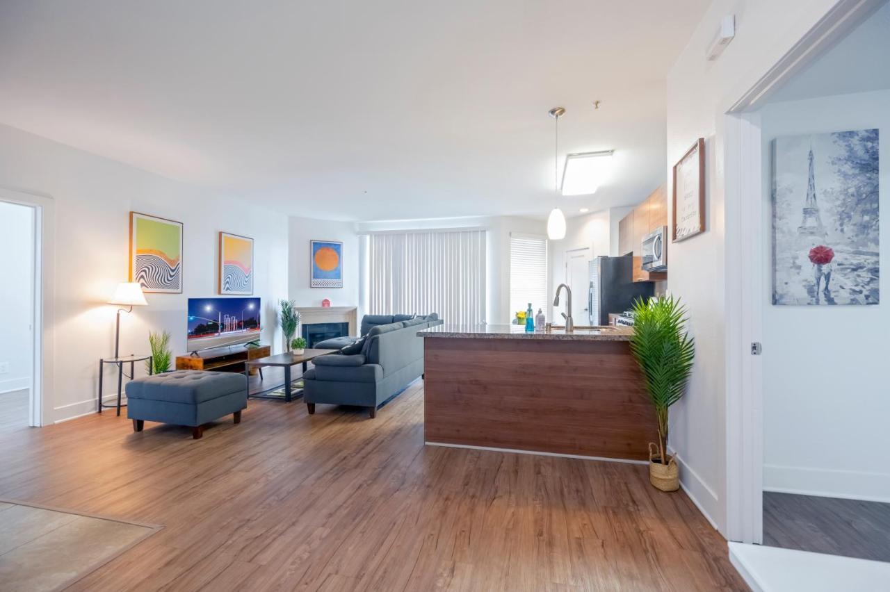 Capsule hotel Cozy Management In Mdr Los Angeles