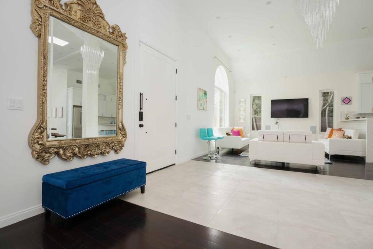 Holiday home Breathtaking 3 Bd In Melrose Near Hollywood *
