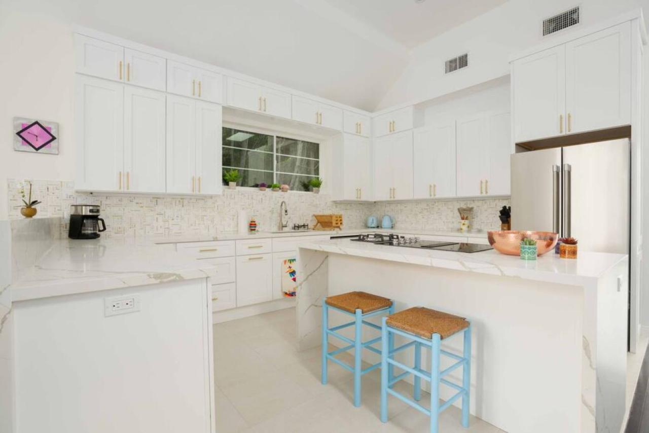 Breathtaking 3 Bd In Melrose Near Hollywood Holiday home