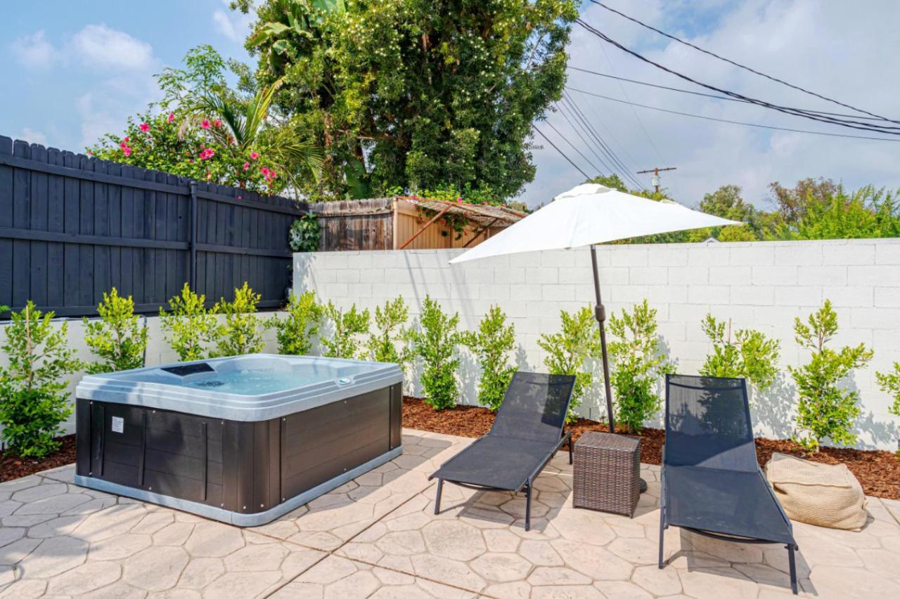 Holiday home Elegant Guest Unit Universal Sleeps 6 Hot Tub *