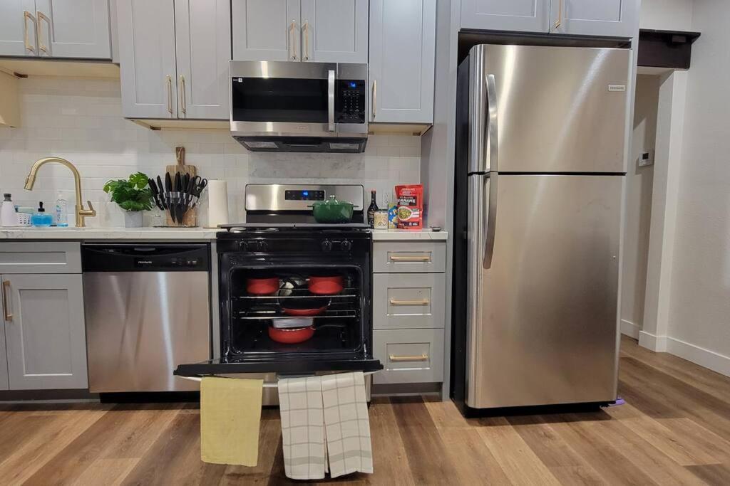 Elegant Luxury 2br Near Dtla