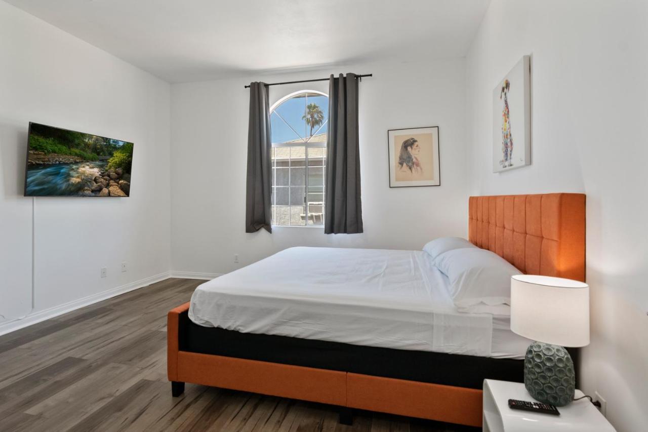 Private 1bedroom For Rent In A 3bedroom 2bath Unit To Share With Roommate Apartment Los Angeles