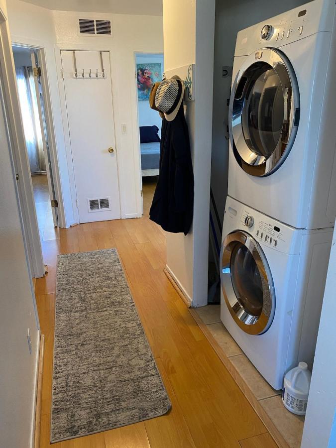 Apartment Balboa 3 Bedroom Cozy ! Los Angeles