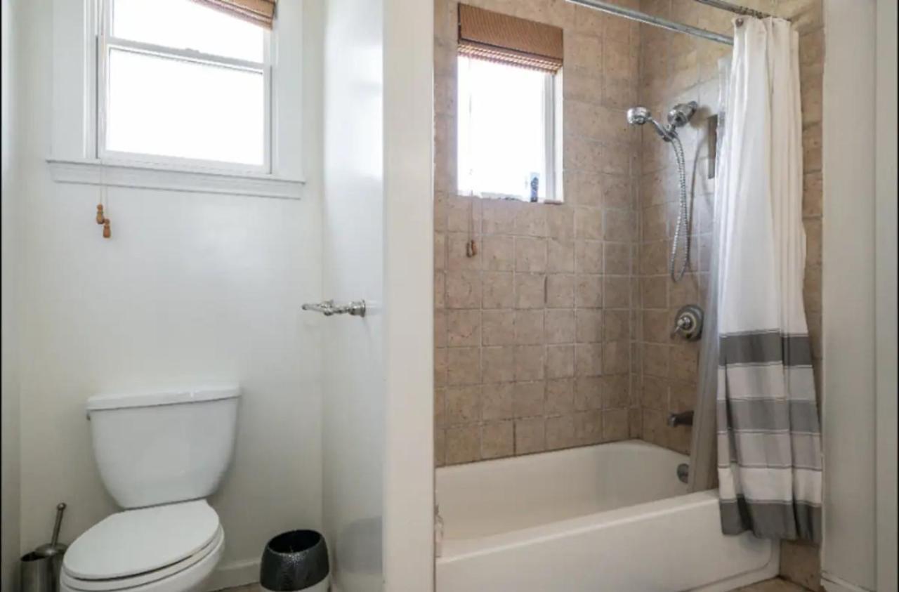 Hills Of Studio City, Your Serene Away From Homestay