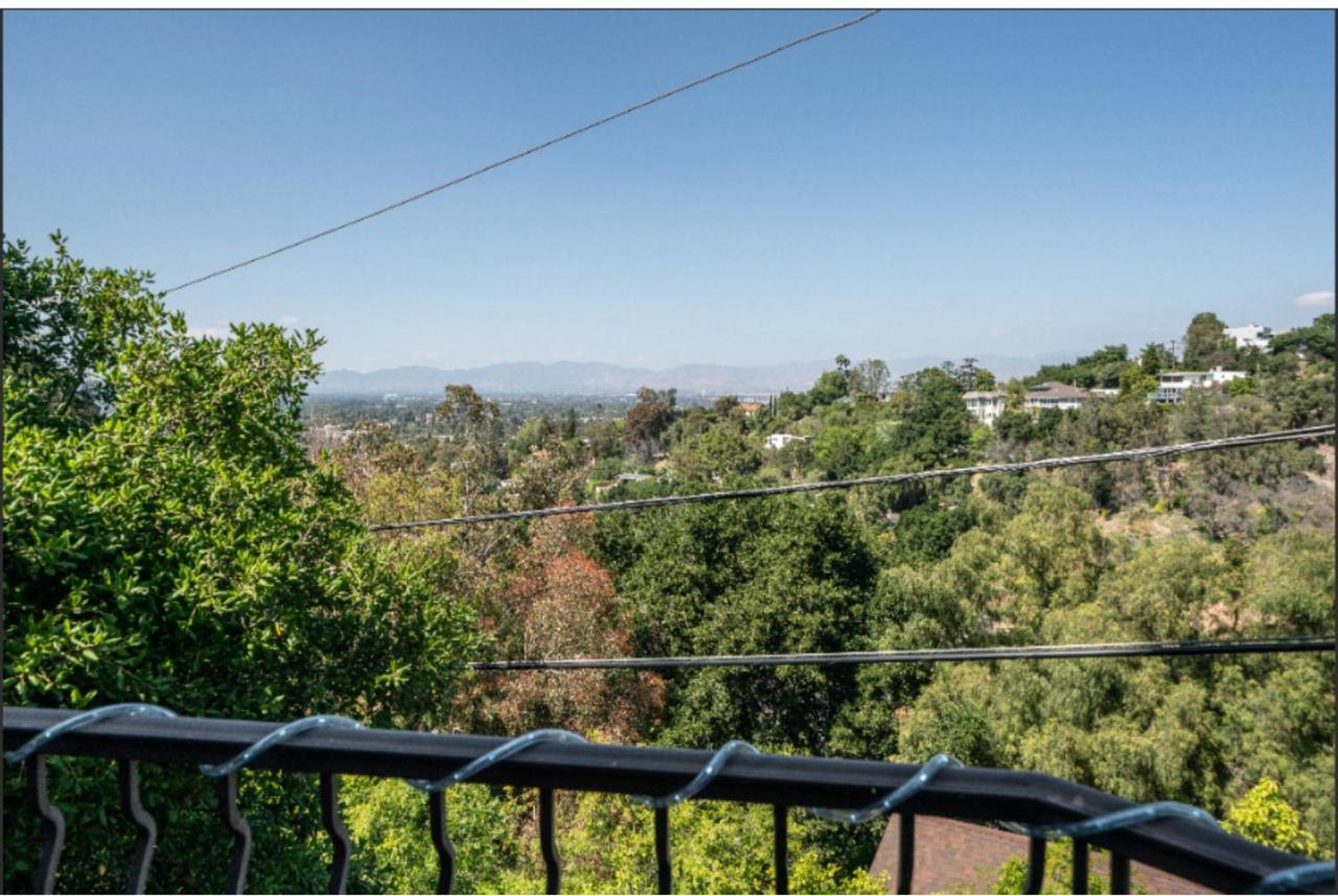 Homestay Hills Of Studio City, Your Serene Away From *