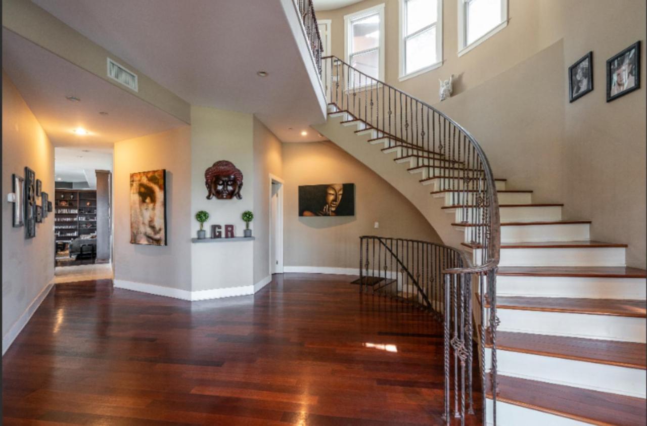 Hills Of Studio City, Your Serene Away From Homestay Los Angeles