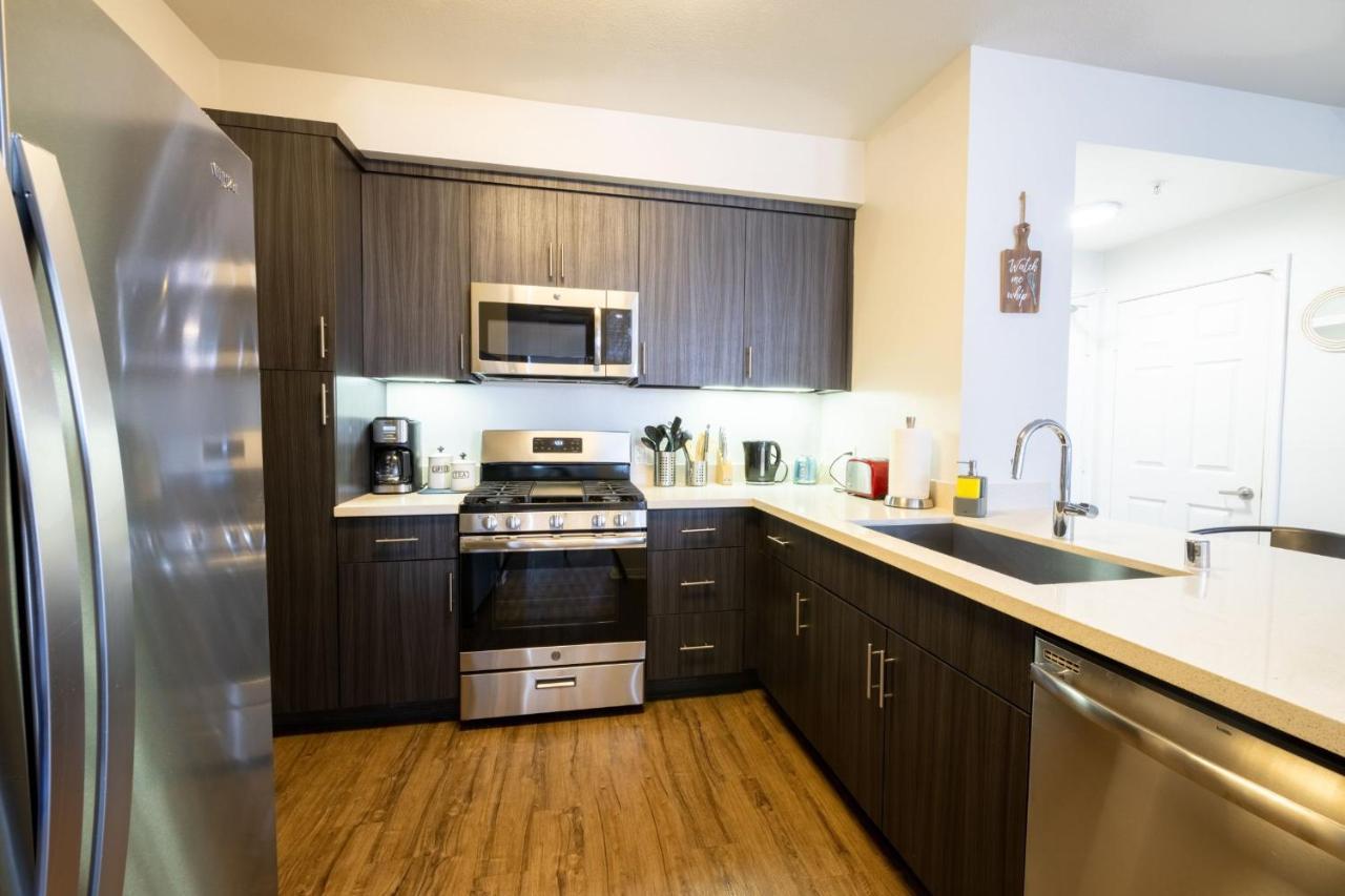 Luxury 2 Bedroom Apt In Marina Del Rey W Pool And Hot Tub Los Angeles