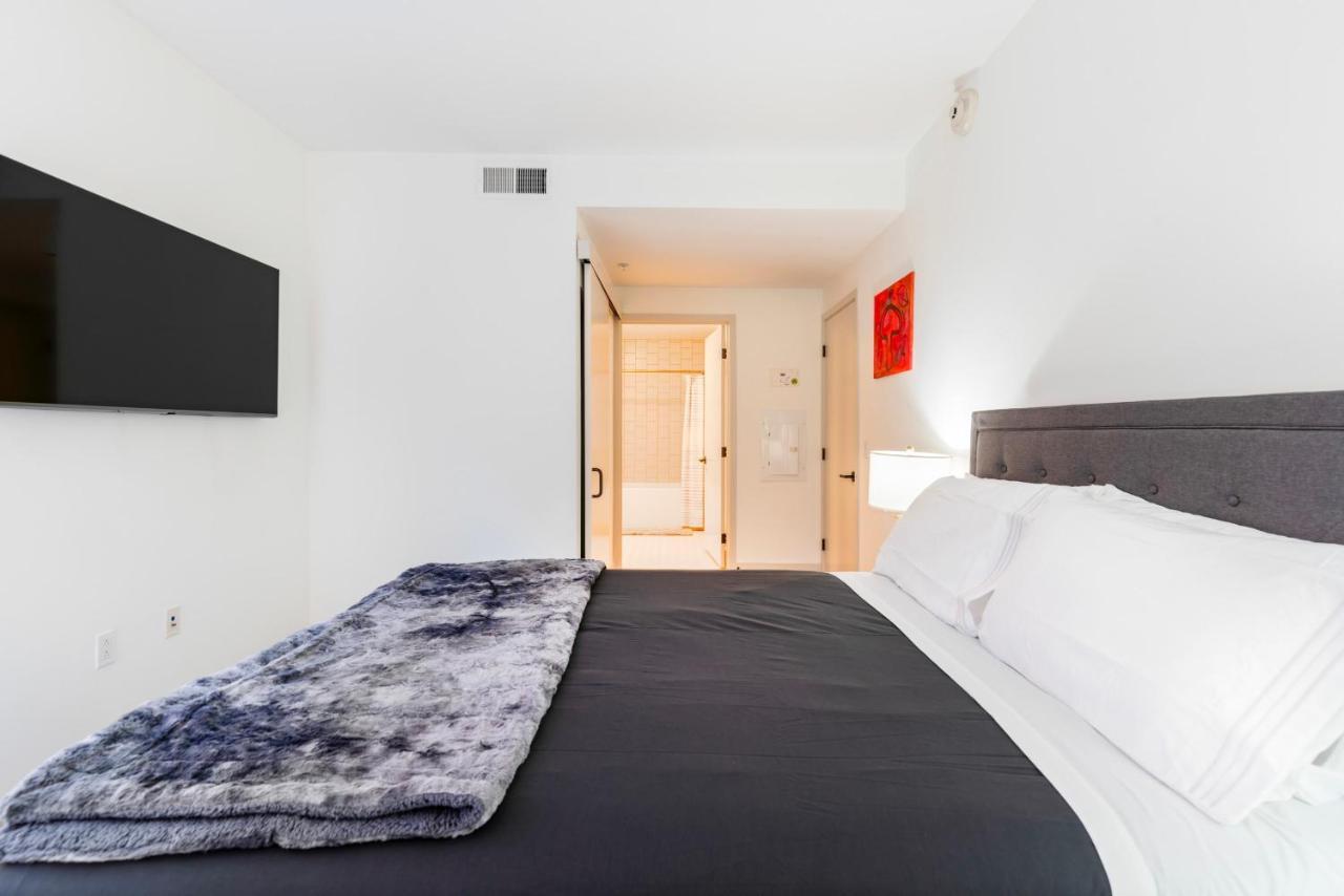 2br Hollywood Luxury * Los Angeles