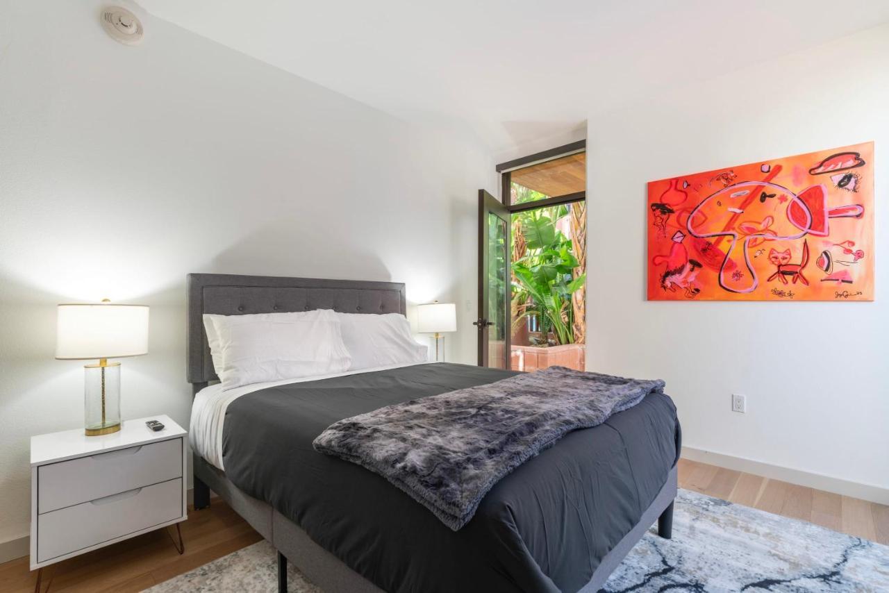 Apartment 2br Hollywood Luxury *
