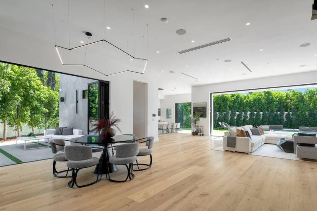 ৎ୭ Hollywood Sign View Manor Lux ৎ୭