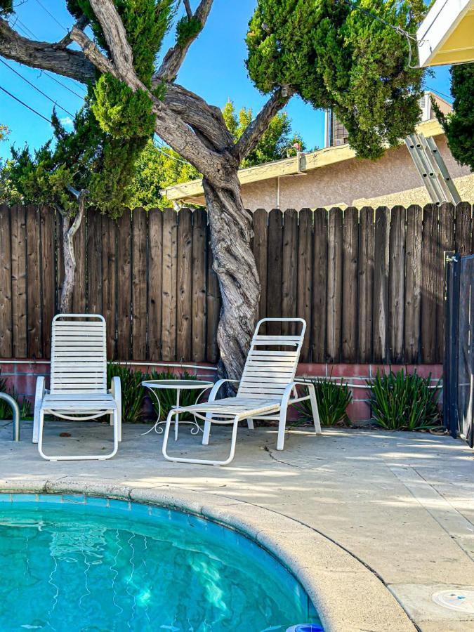 Relaxing 4-br Oasis With Pool - Bb Holiday home *