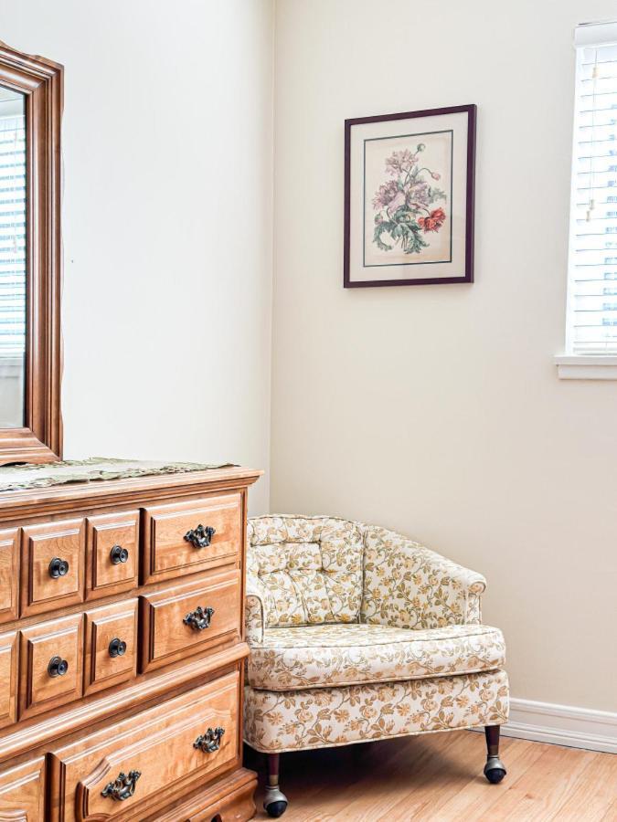 Relaxing 4-br Oasis With Pool - Bb