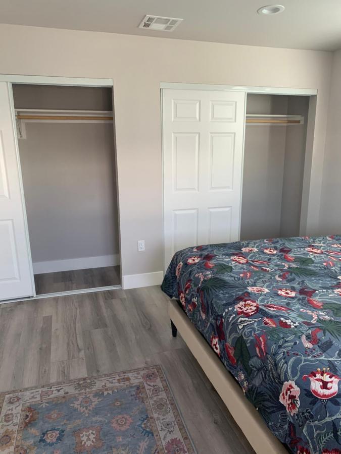 Private In New With Full Bath Hostel Los Angeles