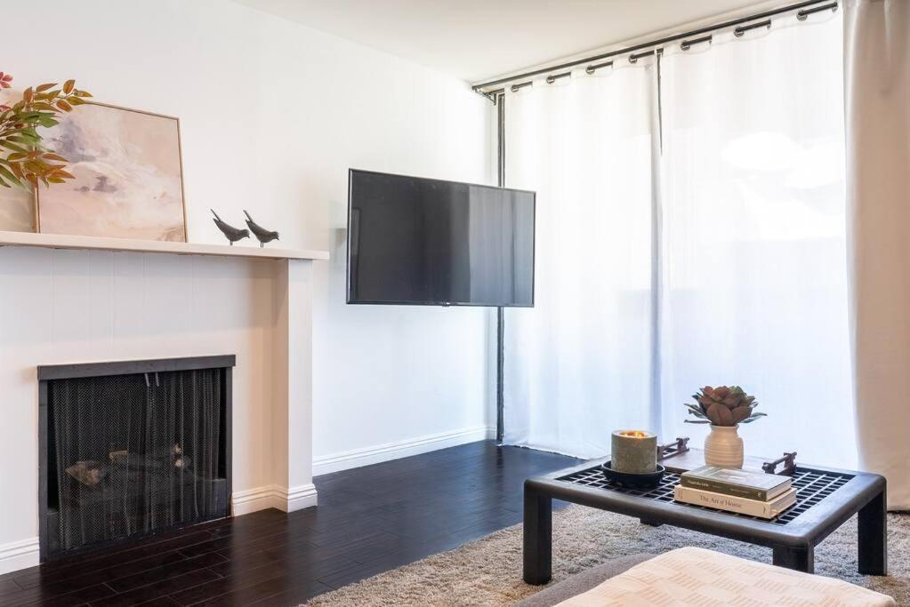 Apartamento West Knoll Plaza Los Angeles