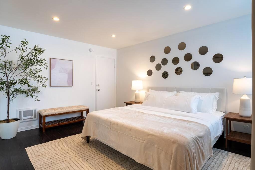 West Knoll Plaza Apartamento *