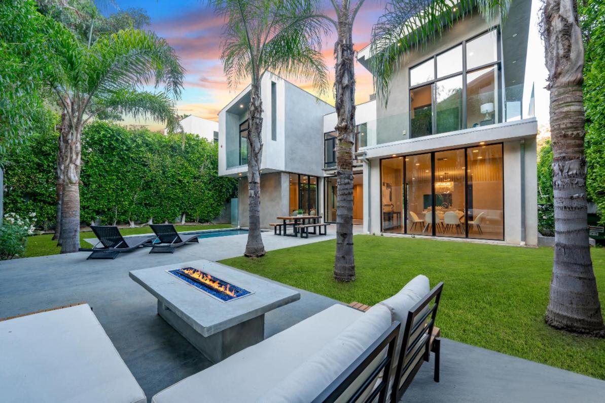 Coldwater Canyon Apartment *