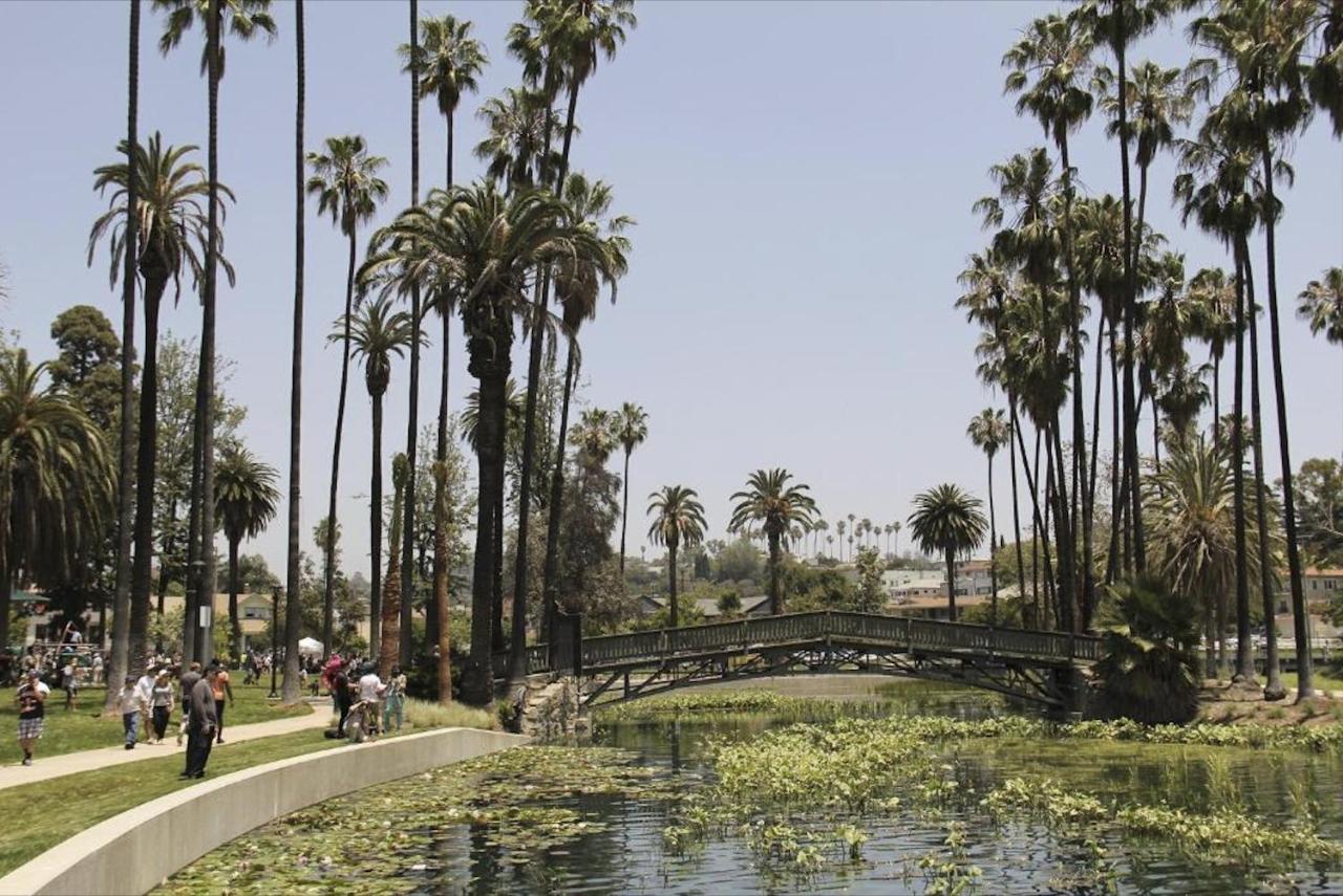 Spacious Getaway @ Echo Park Ranch - Luxury Indoor/ Outdoor Steps From Sunset Blvd, Echo Park Lake, Dodgers Stadium Los Angeles