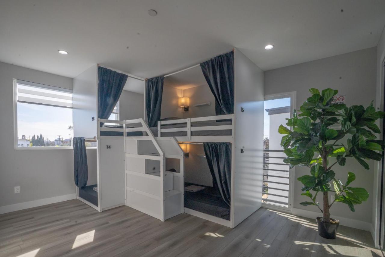 Normandie Hostel