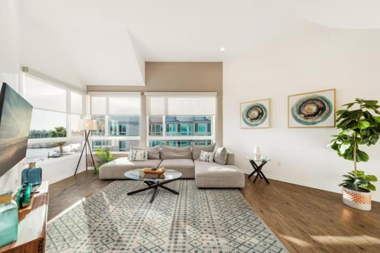 Apartamento The Emerald Deck - Penthouse Private Rooftop Marina View 2br *