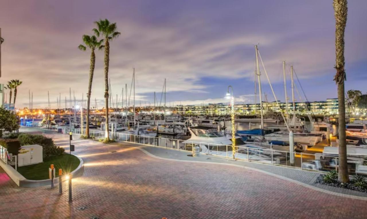 The Emerald Deck - Penthouse Private Rooftop Marina View 2br Apartamento