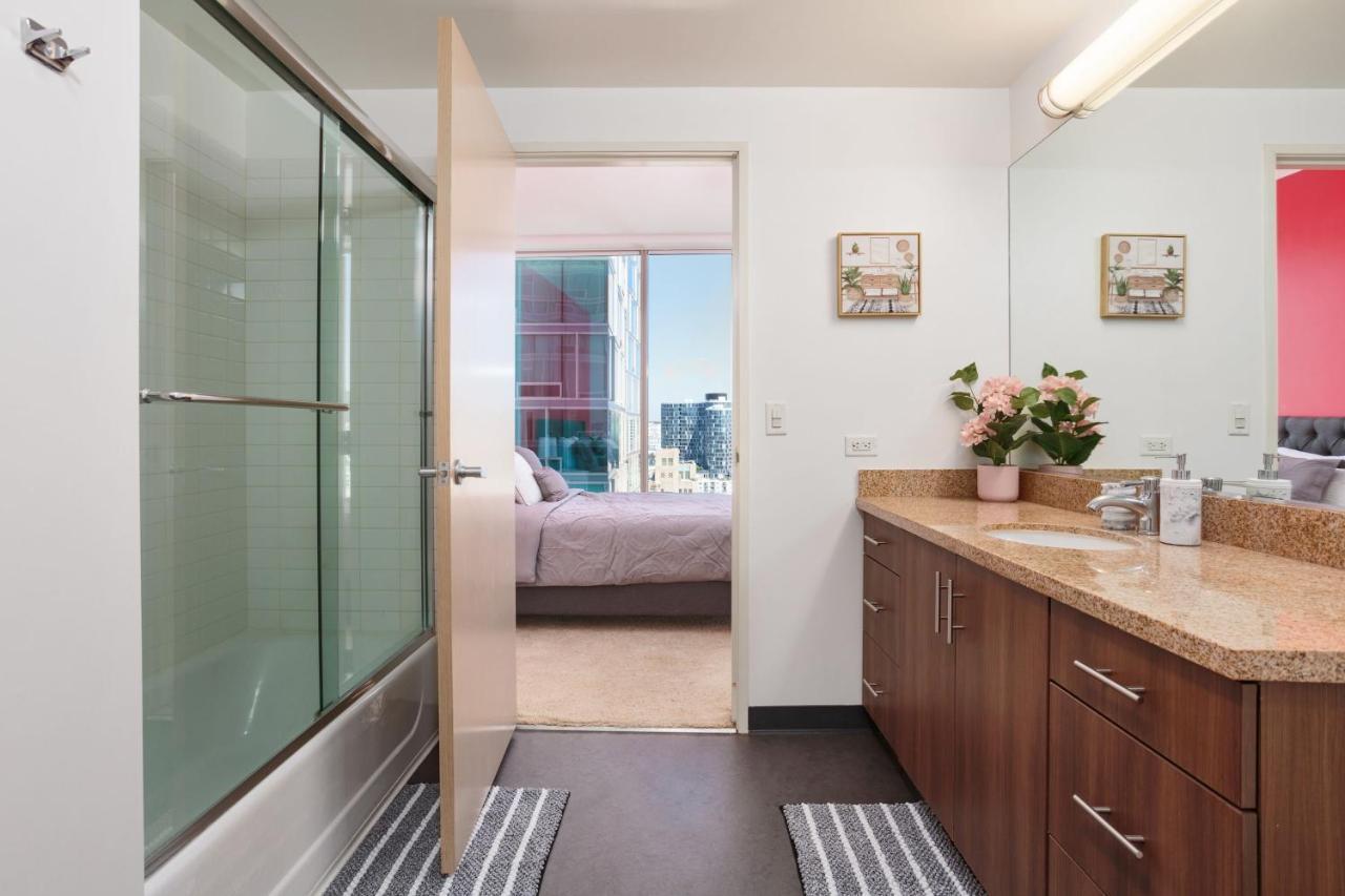 Luxury High Rise With City Views * Los Angeles