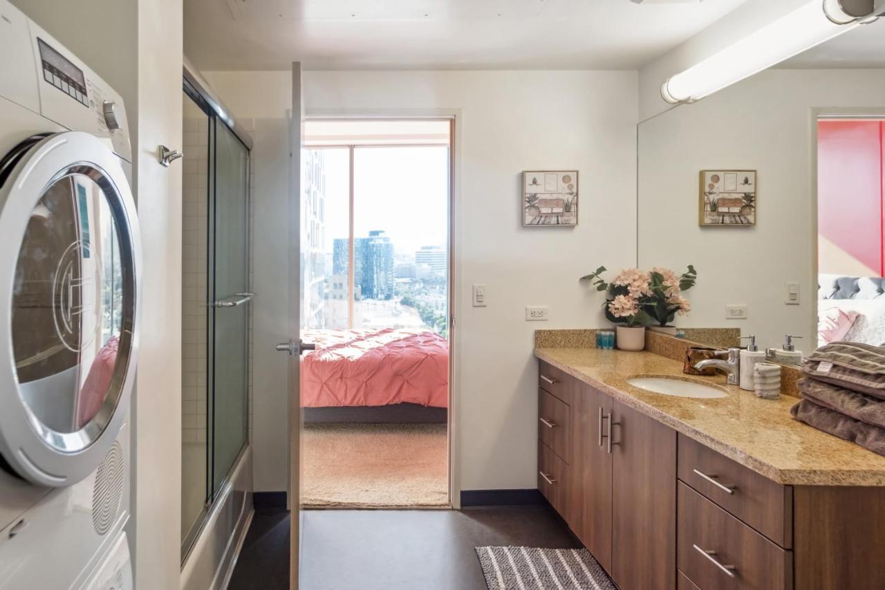 Apartment Luxury High Rise With City Views Los Angeles