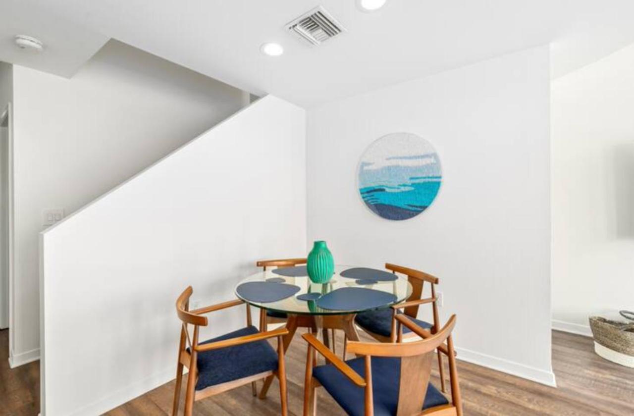 Harbor Views Retreat By Venice In Marina Dr Apartment Los Angeles