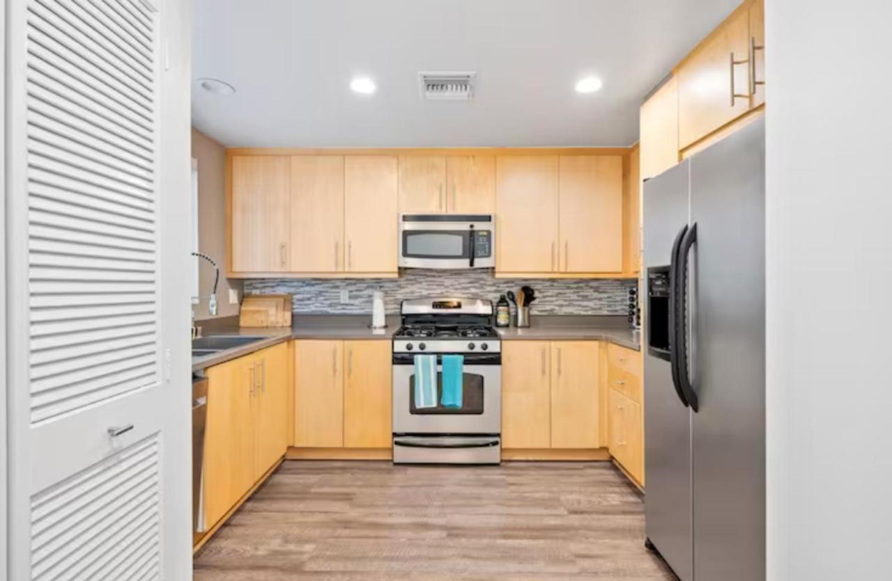 Harbor Views Retreat By Venice In Marina Dr *