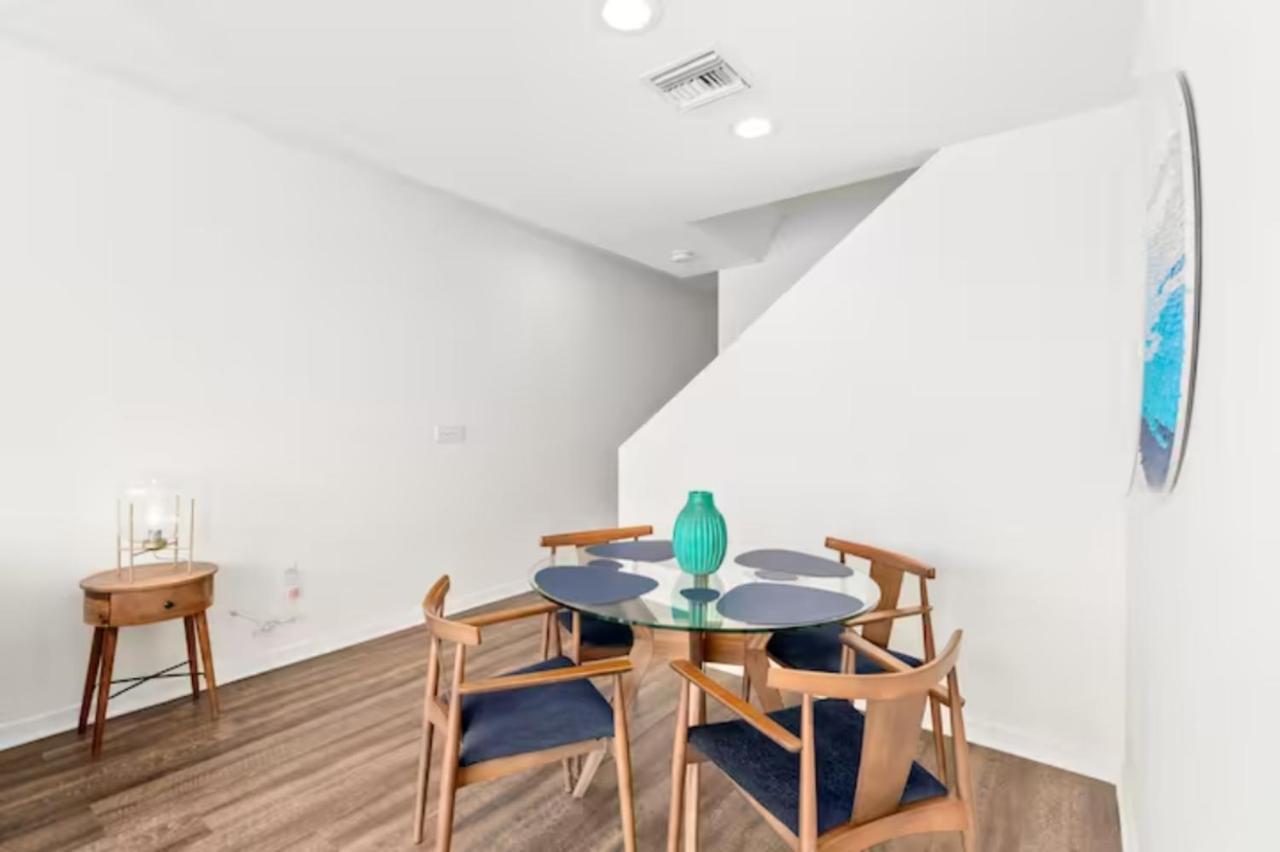 Harbor Views Retreat By Venice In Marina Dr
