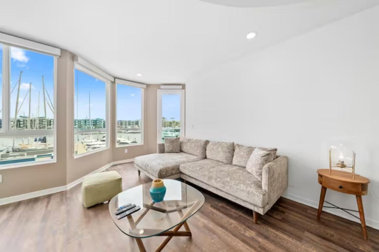 Harbor Views Retreat By Venice In Marina Dr *