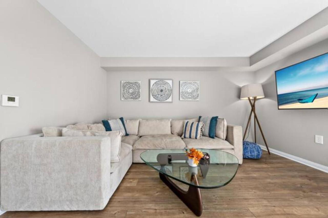 Beryl Breeze - Rooftop Pool Sunny 2br By The Pier *