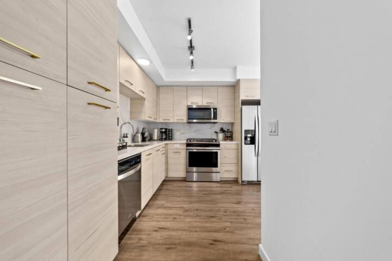 Amber Drift - Santa Monica 2br Penthouse Ocean Views *