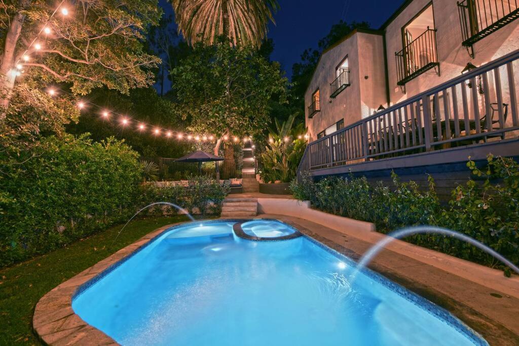 Designer Pool Under The Hollywood Sign Holiday home