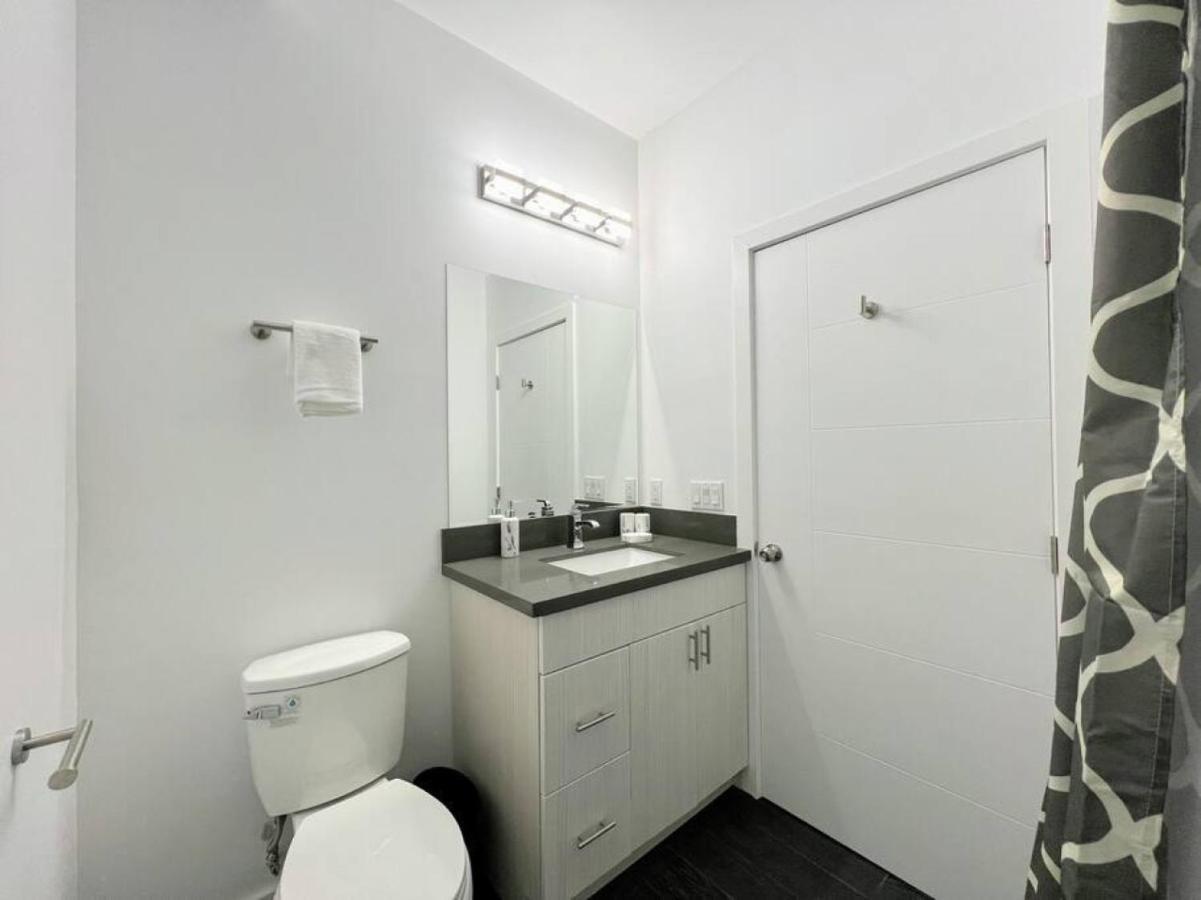 Holiday home Deluxe 4-bedroom Near Koreatown -oak1