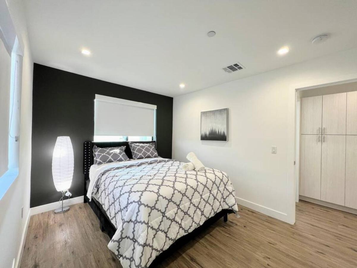Holiday home Deluxe 4-bedroom Near Koreatown -oak1