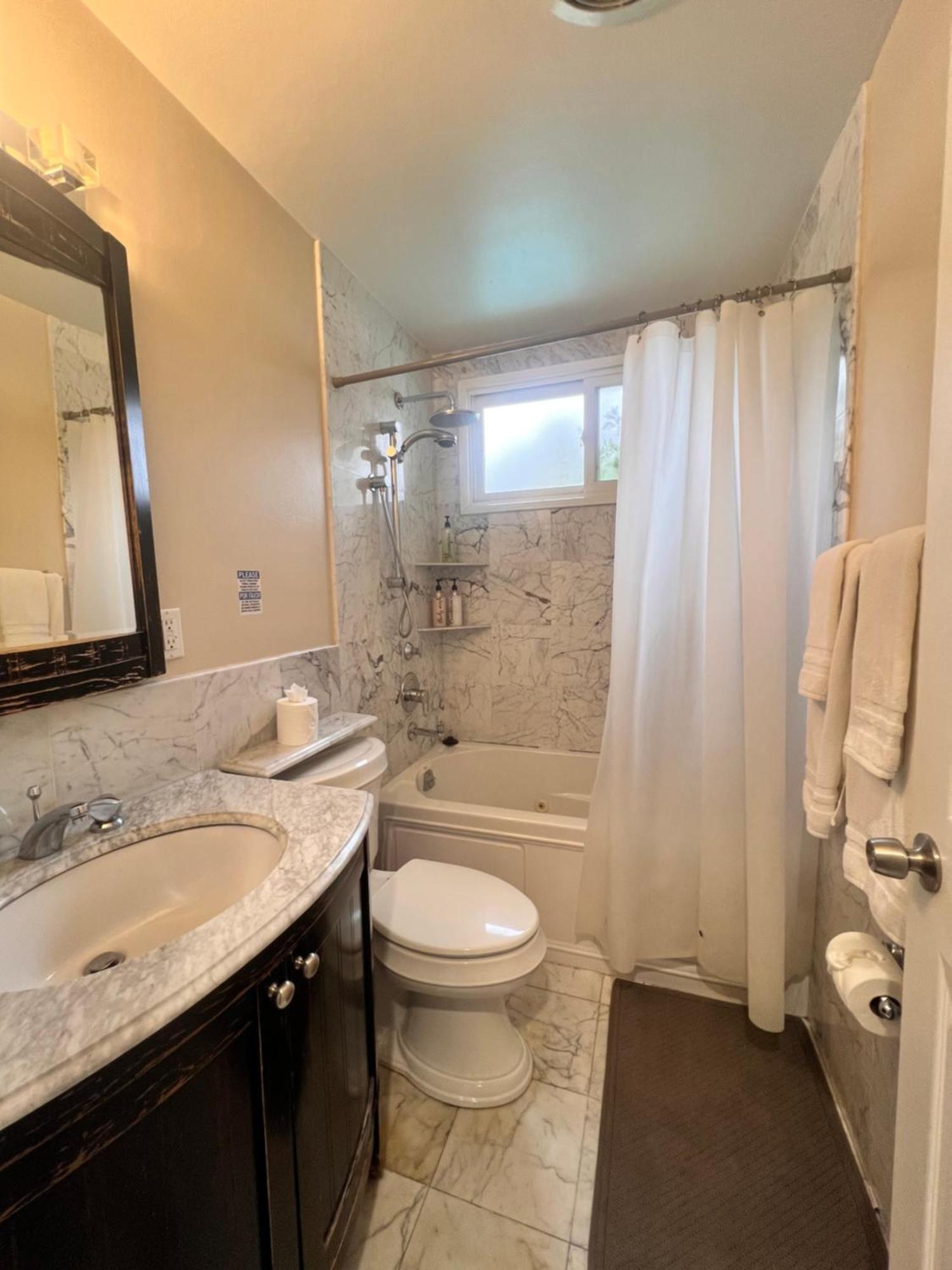 11640 Gothic Avenue Holiday home