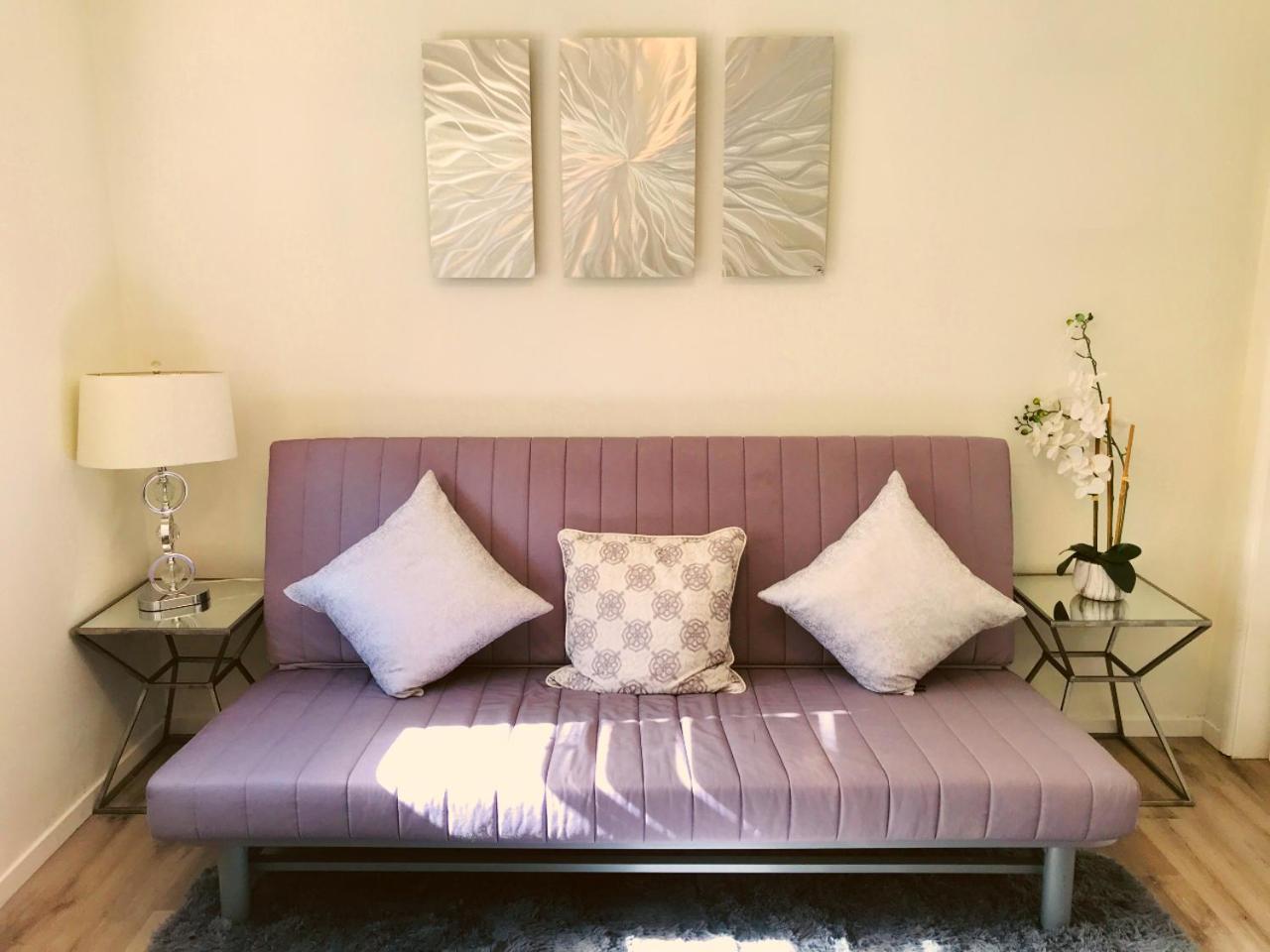 Cute Cozy In Beverly Hills Homestay *