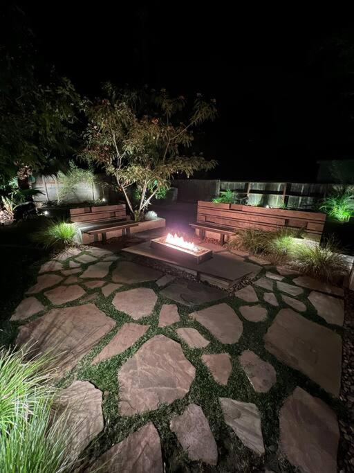 Villa Cozy And Comfy Tree House Los Angeles
