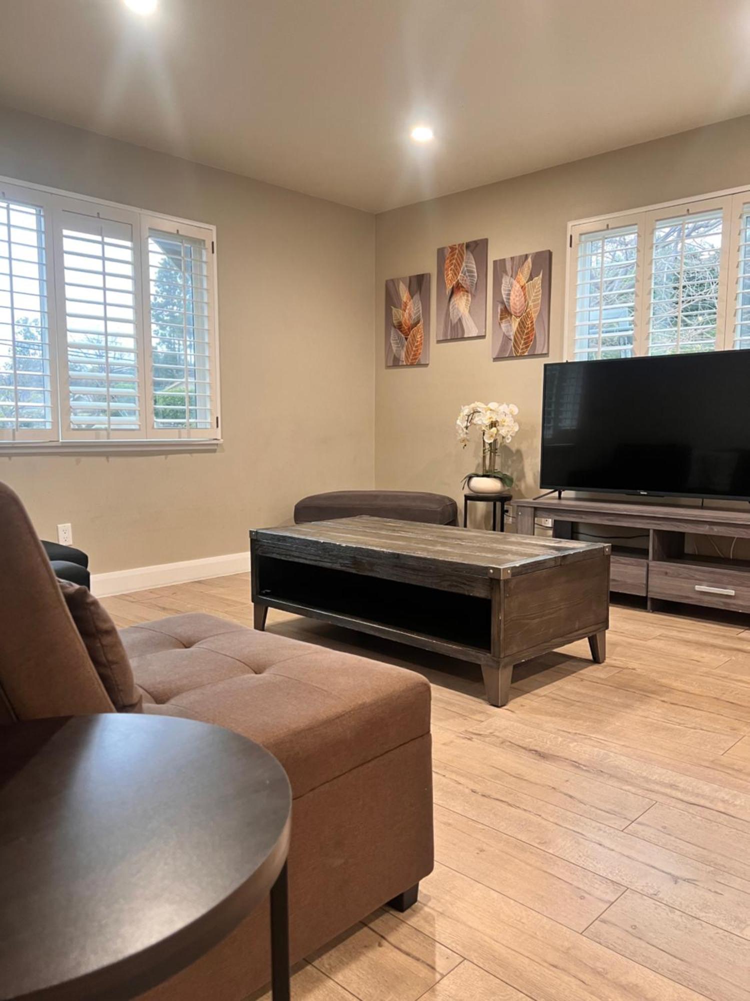 11640 Gothic Avenue Holiday home *