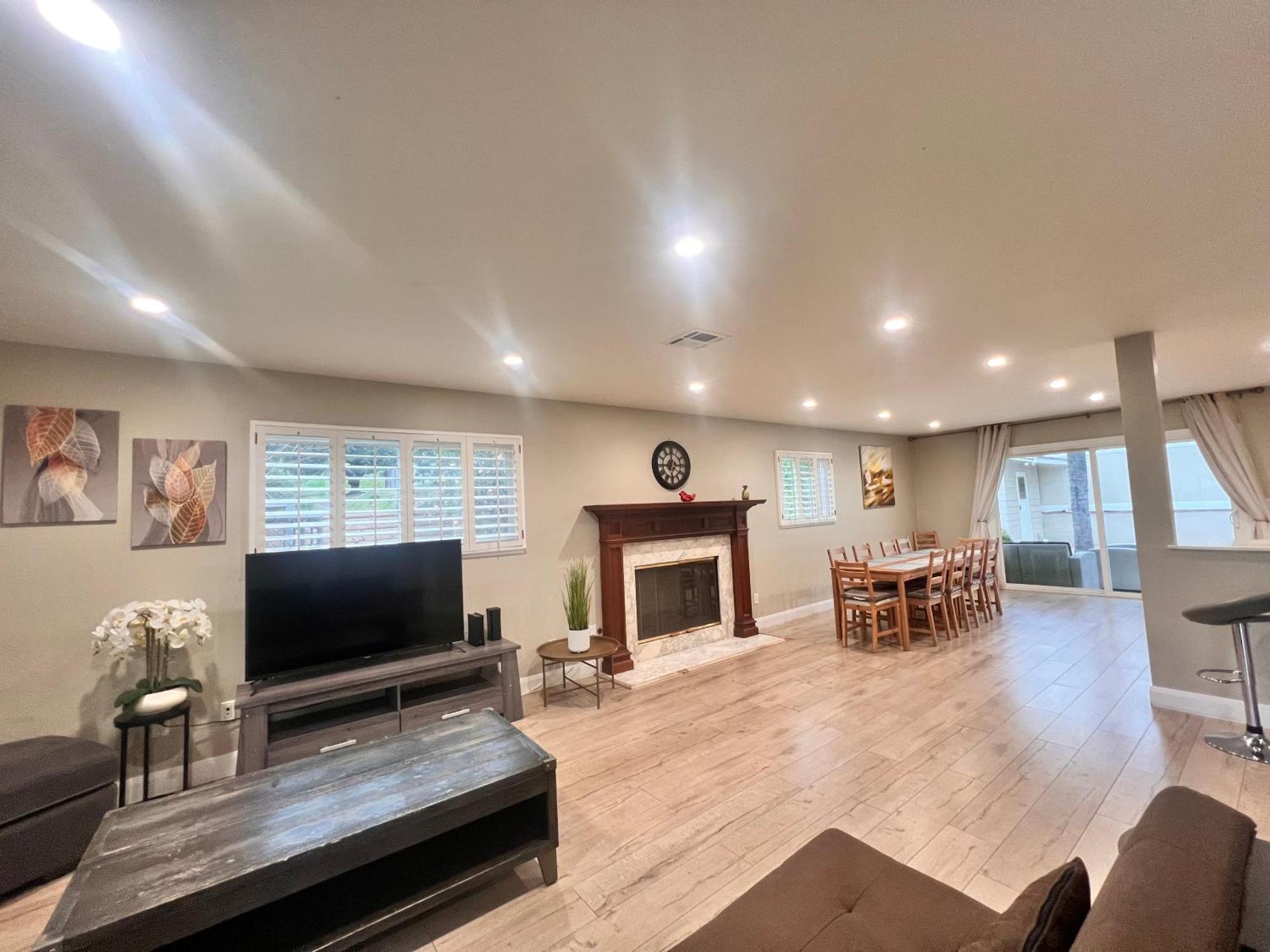 11640 Gothic Avenue Holiday home