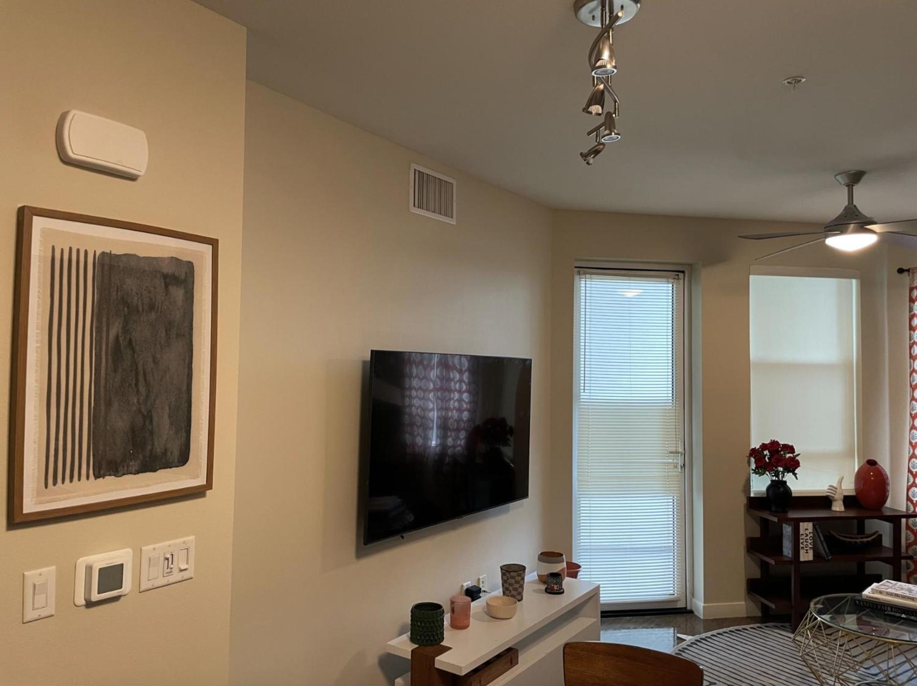 Cozy And Stylish Unit- 534 Apartment