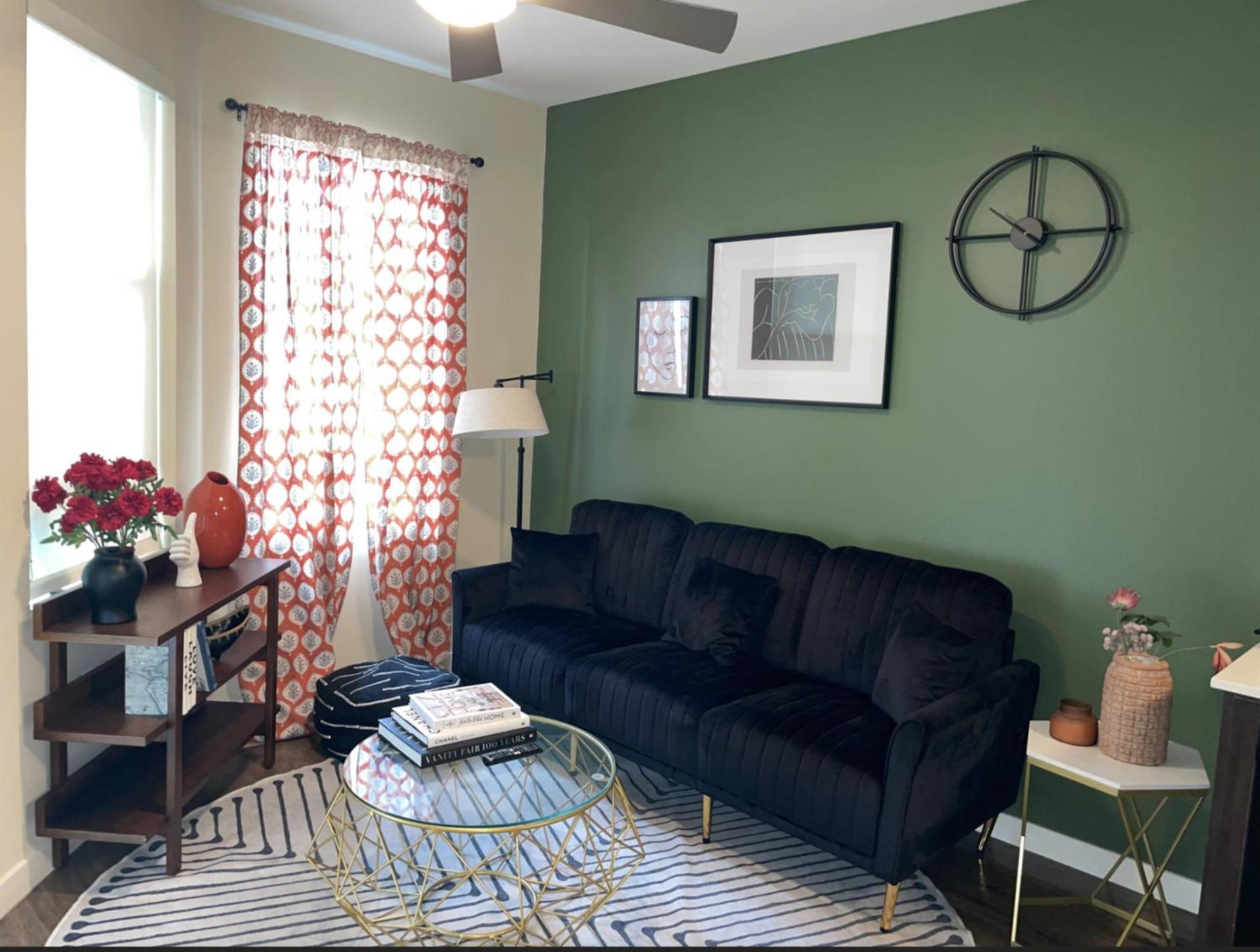 Cozy And Stylish Unit- 534 Apartment *