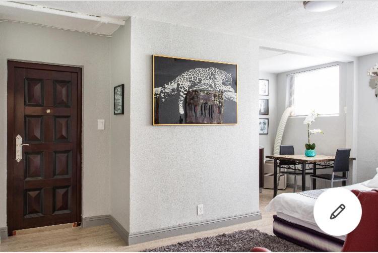 Beautiful In The Heart Of Koreatown! Apartment Los Angeles