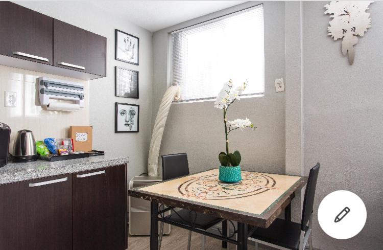 Beautiful In The Heart Of Koreatown! Apartment Los Angeles